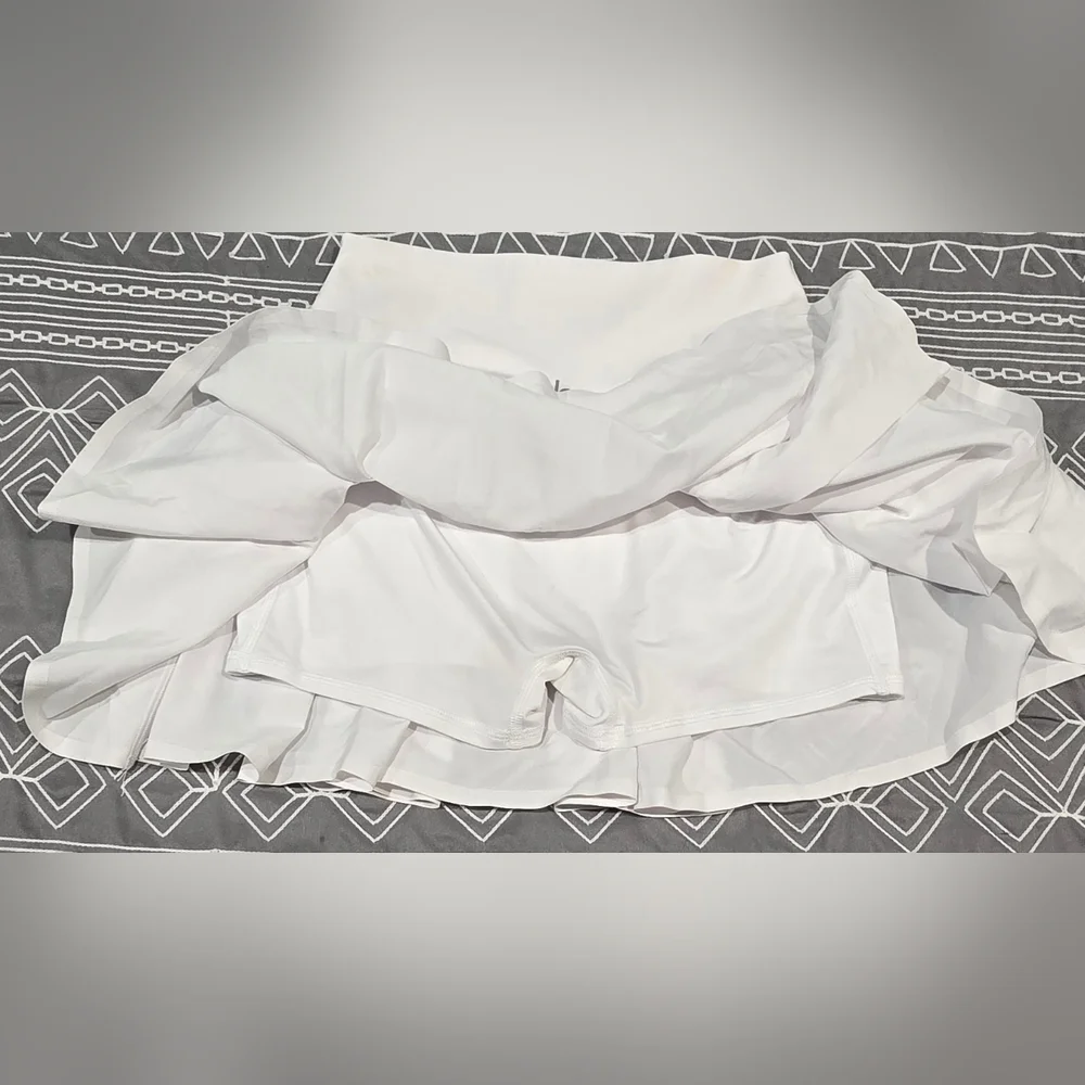 SOLD!!!! Alo Yoga Grand Slam Tennis Skirt Size Small - Picture 6 of 7